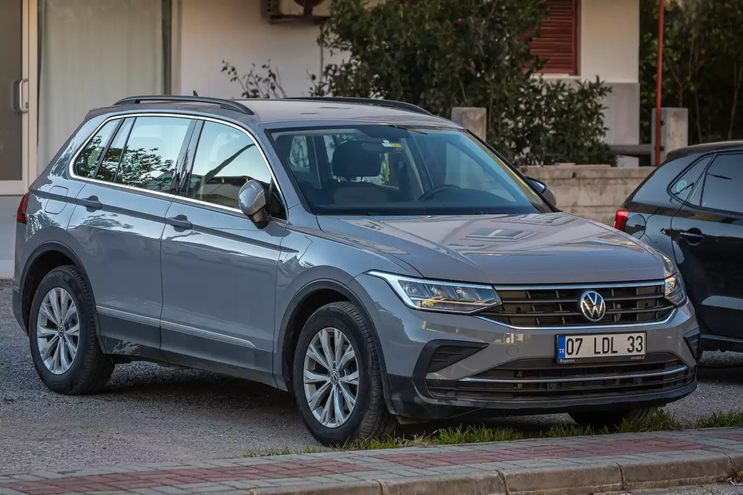 car garbage can for Volkswagen Tiguan