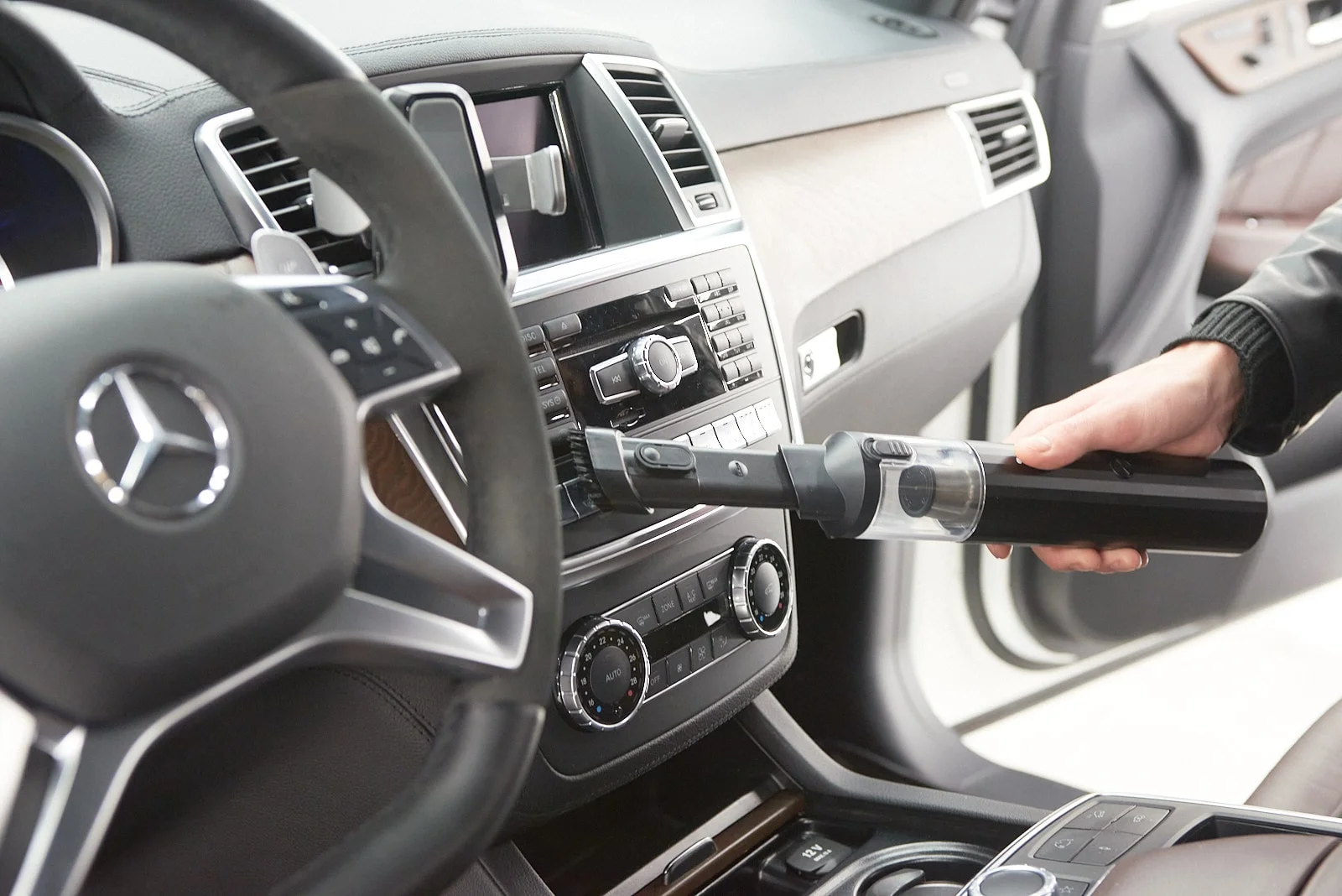 cordless handheld vacuum for Tesla Model 3